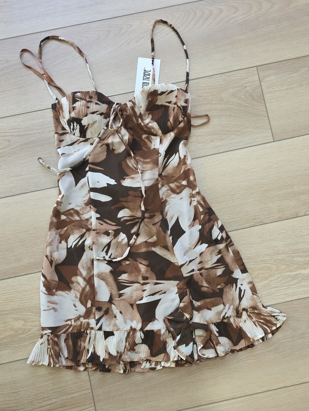 12th Tribe Belle Mocha Floral Mini Dress Size SS - Picture 4 of 14